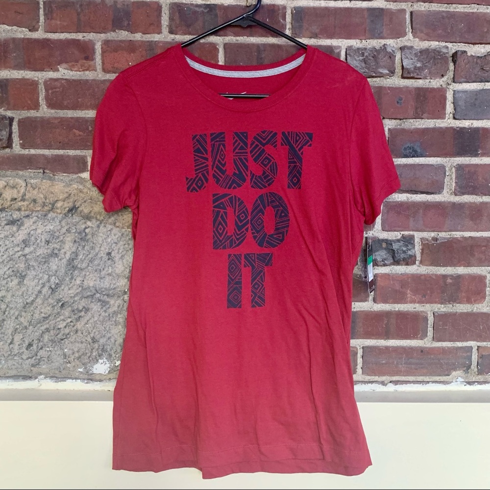Nike Women’s Activewear T-Shirt